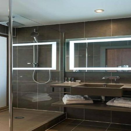 Novotel London Heathrow Airport T1 T2 And T3 Hayes  Ngoại thất bức ảnh