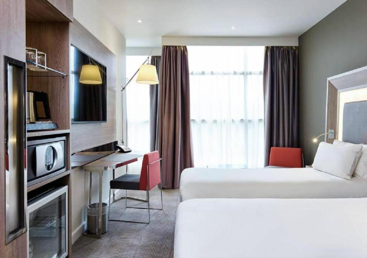 Novotel London Heathrow Airport T1 T2 And T3 Hayes  Ngoại thất bức ảnh