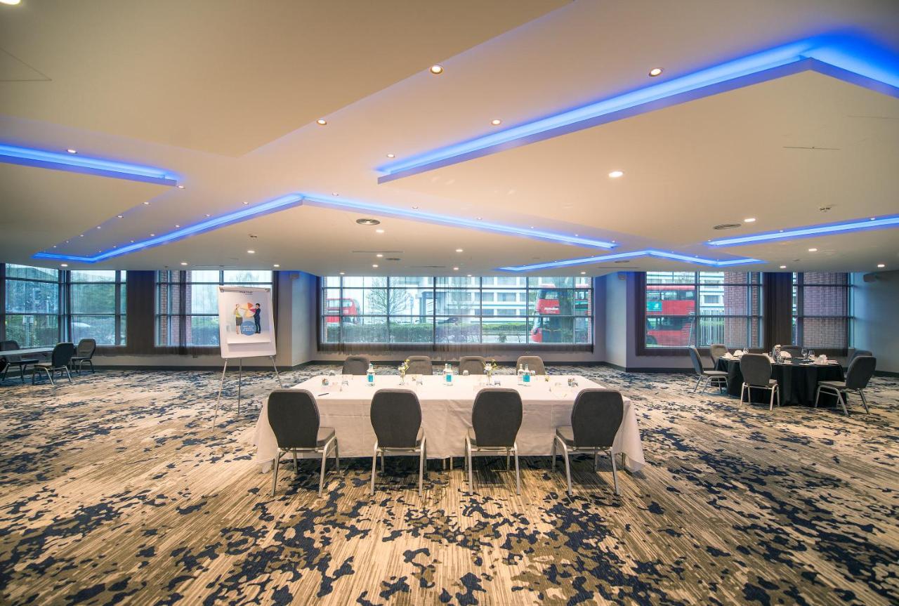 Novotel London Heathrow Airport T1 T2 And T3 Hayes  Ngoại thất bức ảnh