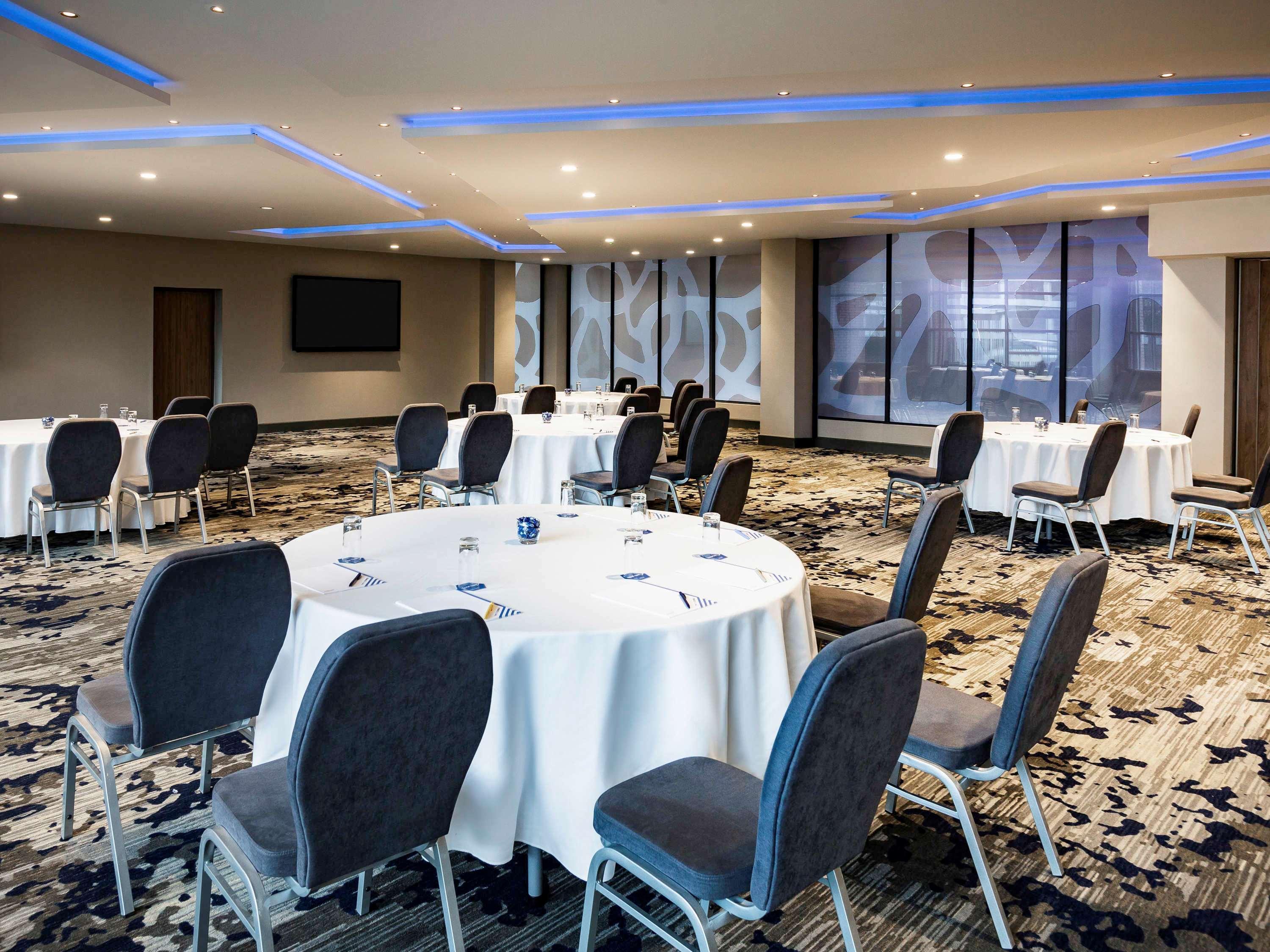 Novotel London Heathrow Airport T1 T2 And T3 Hayes  Ngoại thất bức ảnh